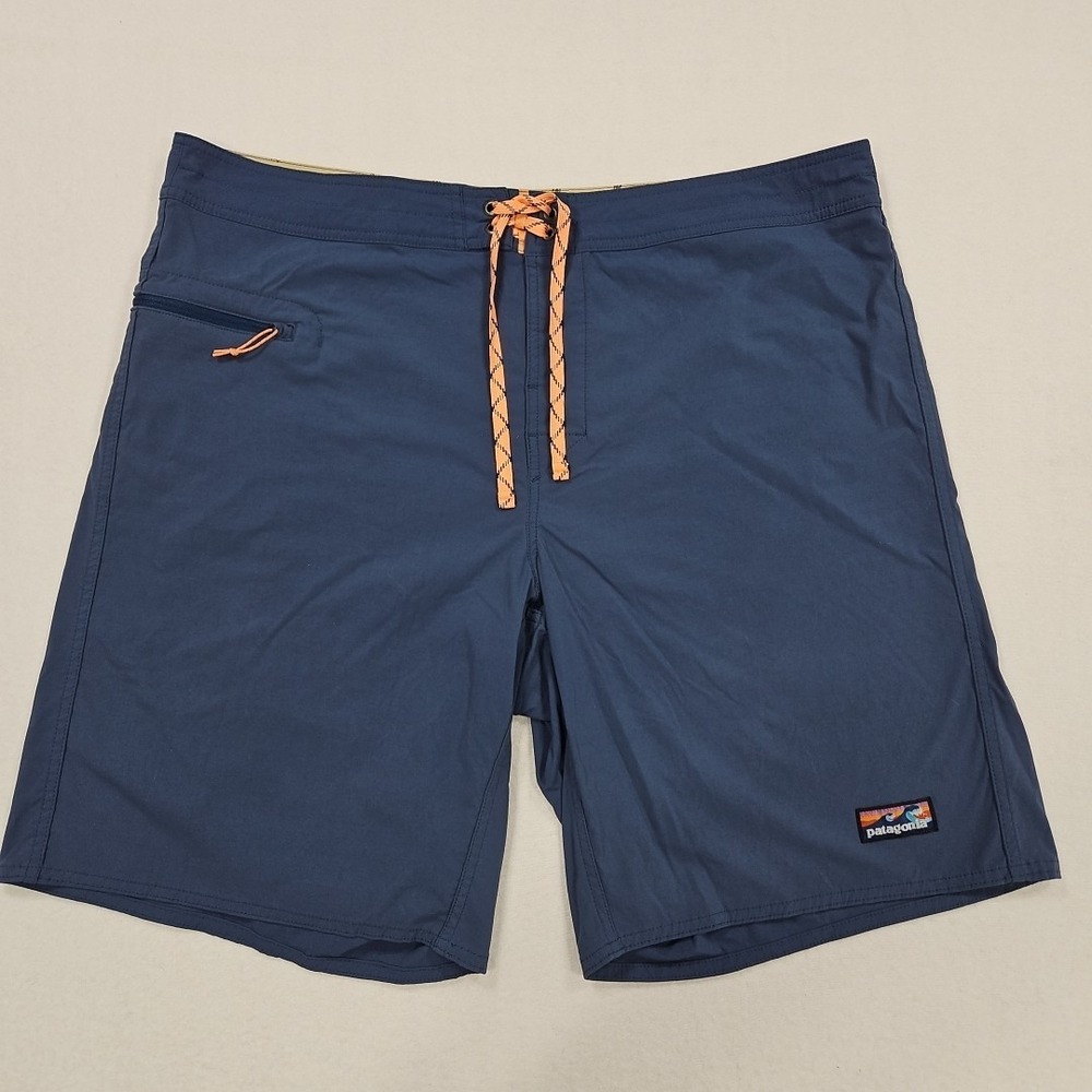 Patagonia Wavefarer Board Shorts Swim Trunks Mens 40 Blue Button Fly 86543